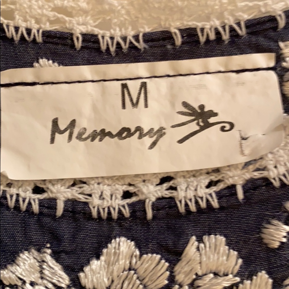 Embroidered Top - Picture 2 of 6